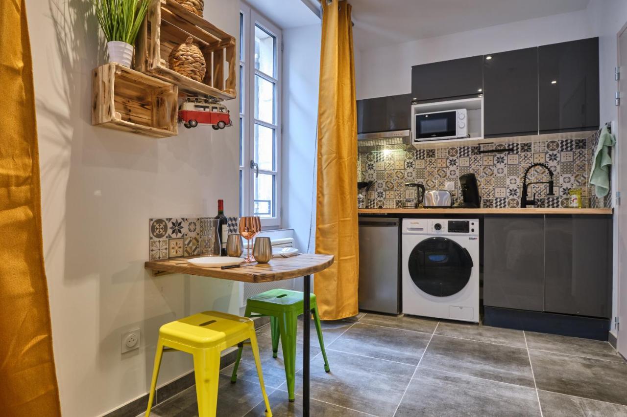 Place Carnot - Studio Tout Equipe Avec Jacuzzi Proche Toutes Commodites Carcassonne Dış mekan fotoğraf