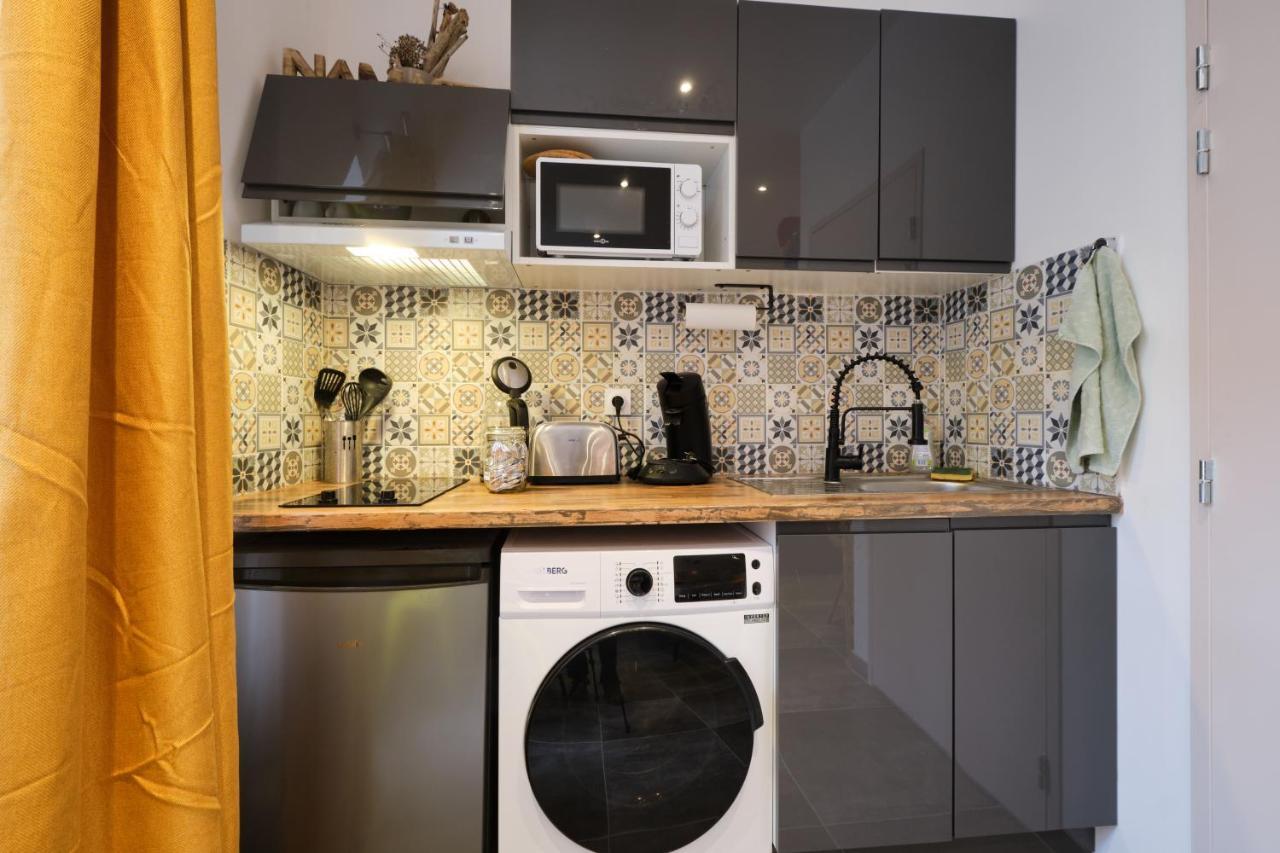 Place Carnot - Studio Tout Equipe Avec Jacuzzi Proche Toutes Commodites Carcassonne Dış mekan fotoğraf