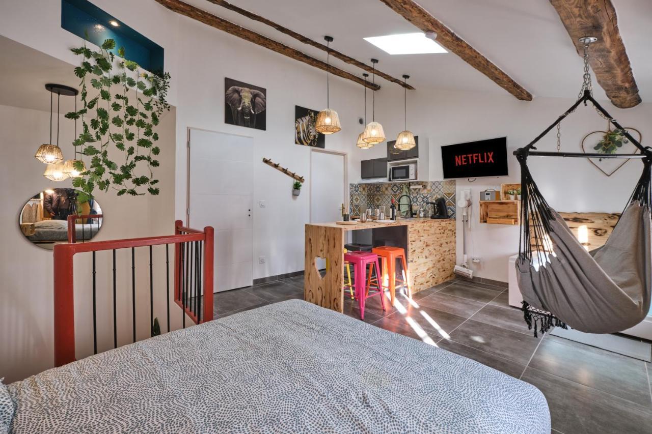 Place Carnot - Studio Tout Equipe Avec Jacuzzi Proche Toutes Commodites Carcassonne Dış mekan fotoğraf