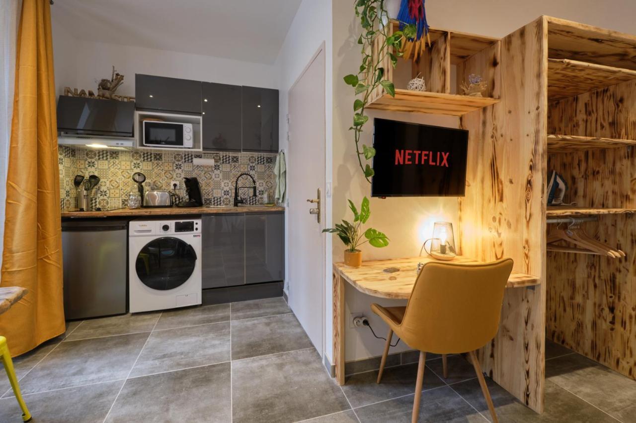 Place Carnot - Studio Tout Equipe Avec Jacuzzi Proche Toutes Commodites Carcassonne Dış mekan fotoğraf